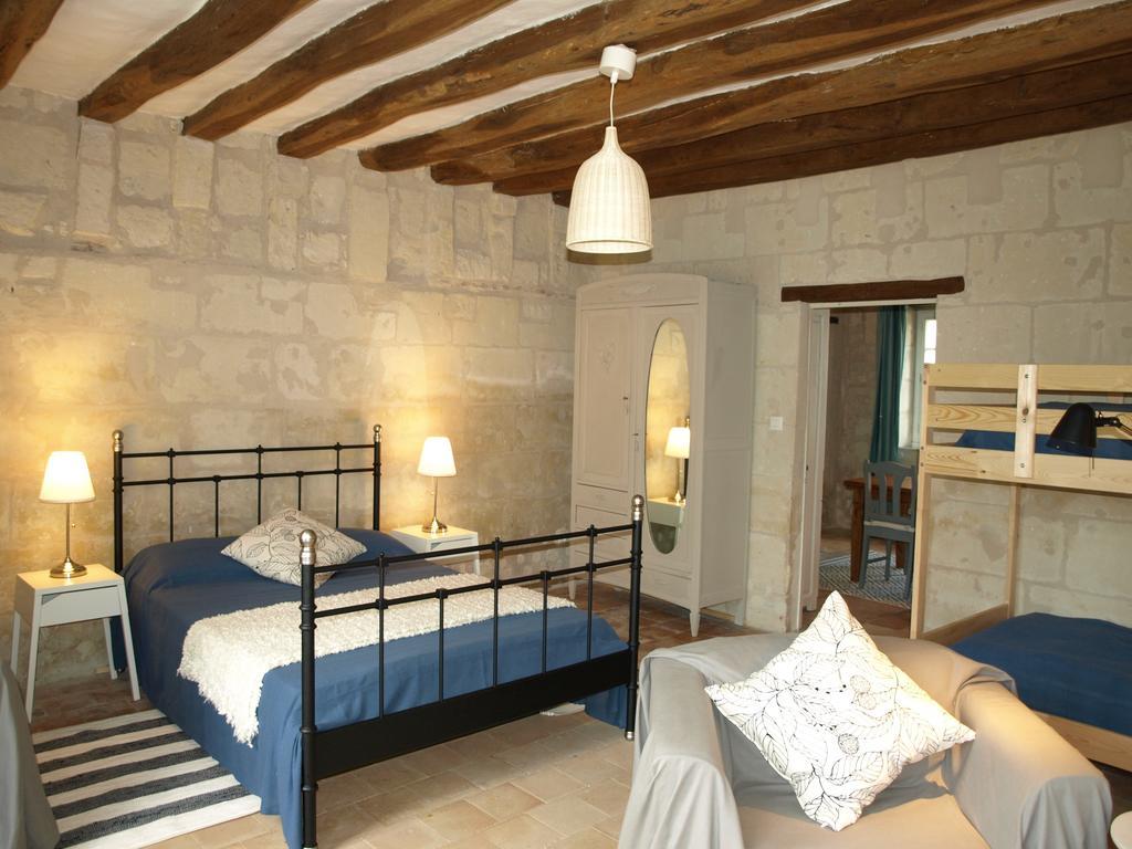 Les gîtes de la Madeleine La Chapelle-sur-Loire Habitación foto